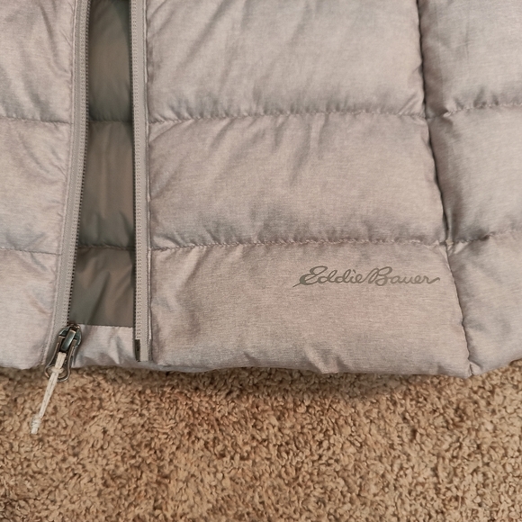 Eddie Bauer EB650 Down Puffer Vest | sz small, light gray - Picture 5 of 6
